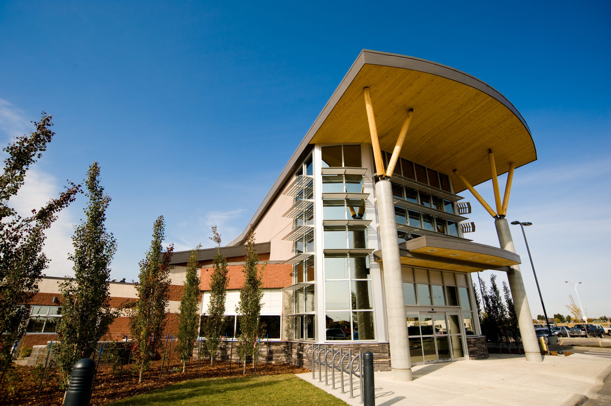 lois hole library (2)