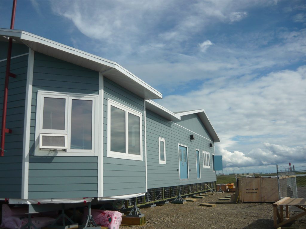 tuktoyaktuk air terminal (1)