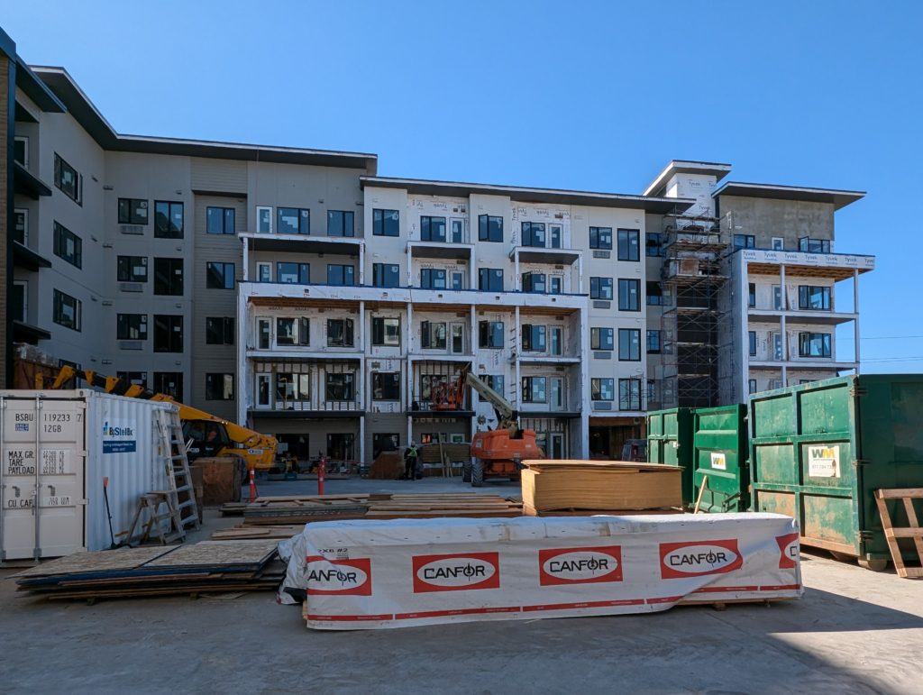 pxl 20240904 172849340