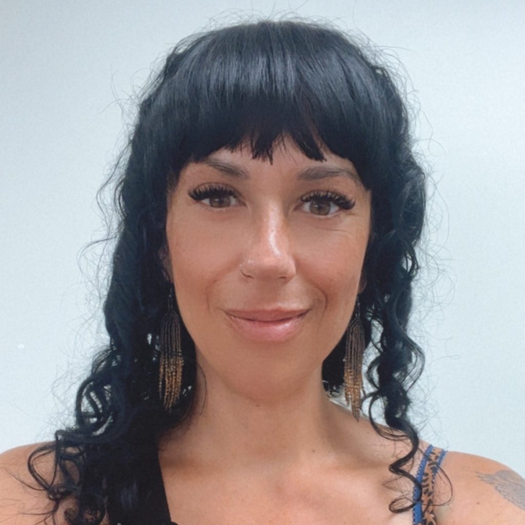 nicole oort square